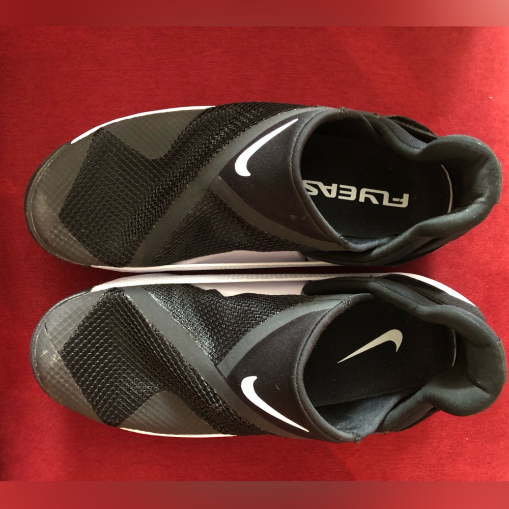Nike Go flyease shoes